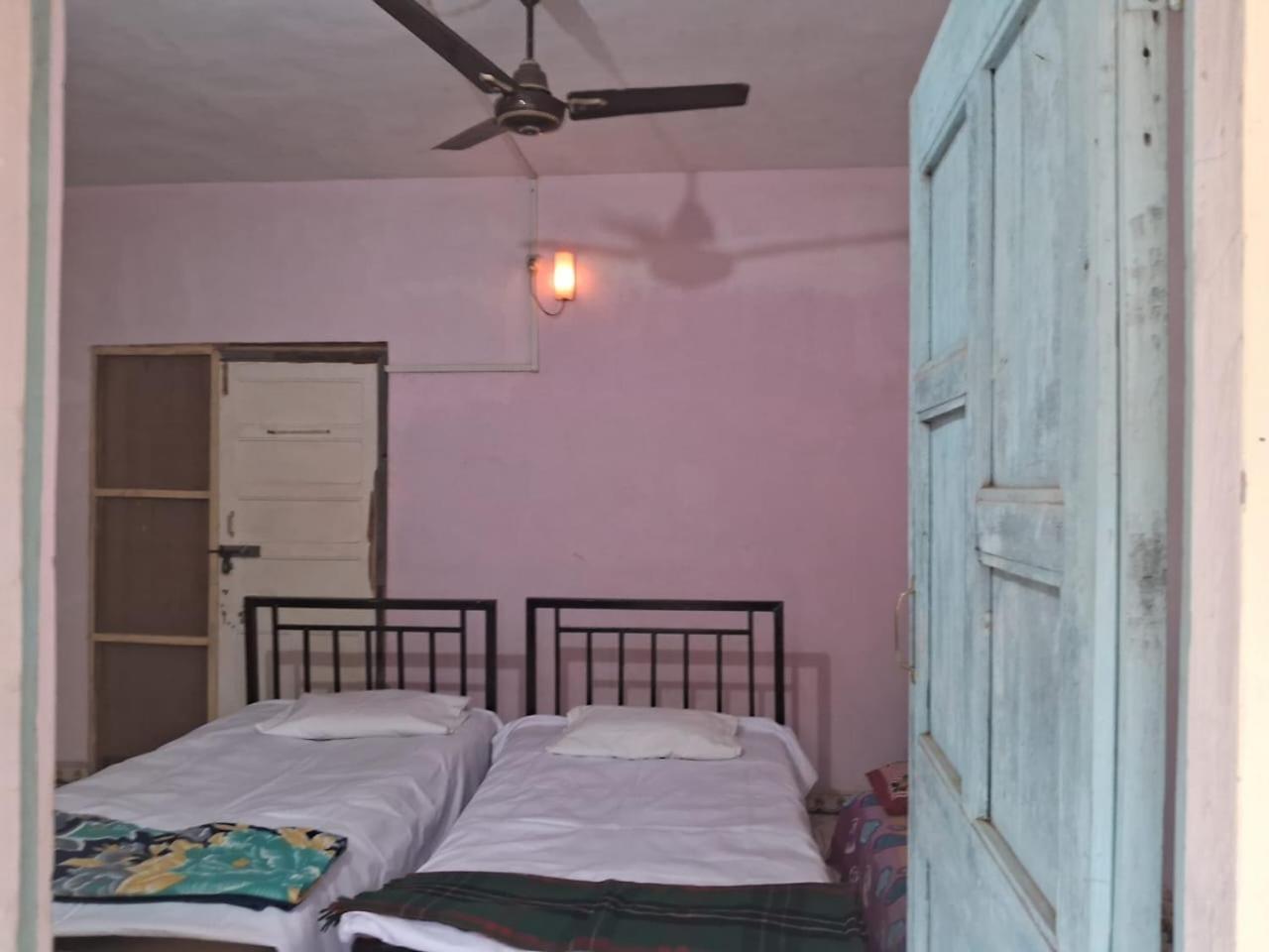 Savitri Cottage Alībāg Exterior foto